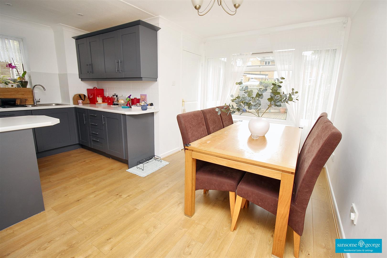 Fircroft Close, Tilehurst, Reading